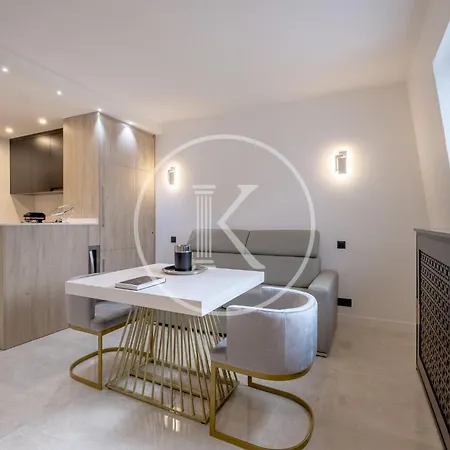 Apartment Champs-elysees